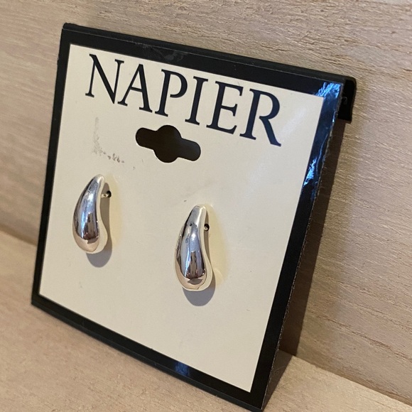 Napier Jewelry - Napier Silver Teardrop Stud Earrings